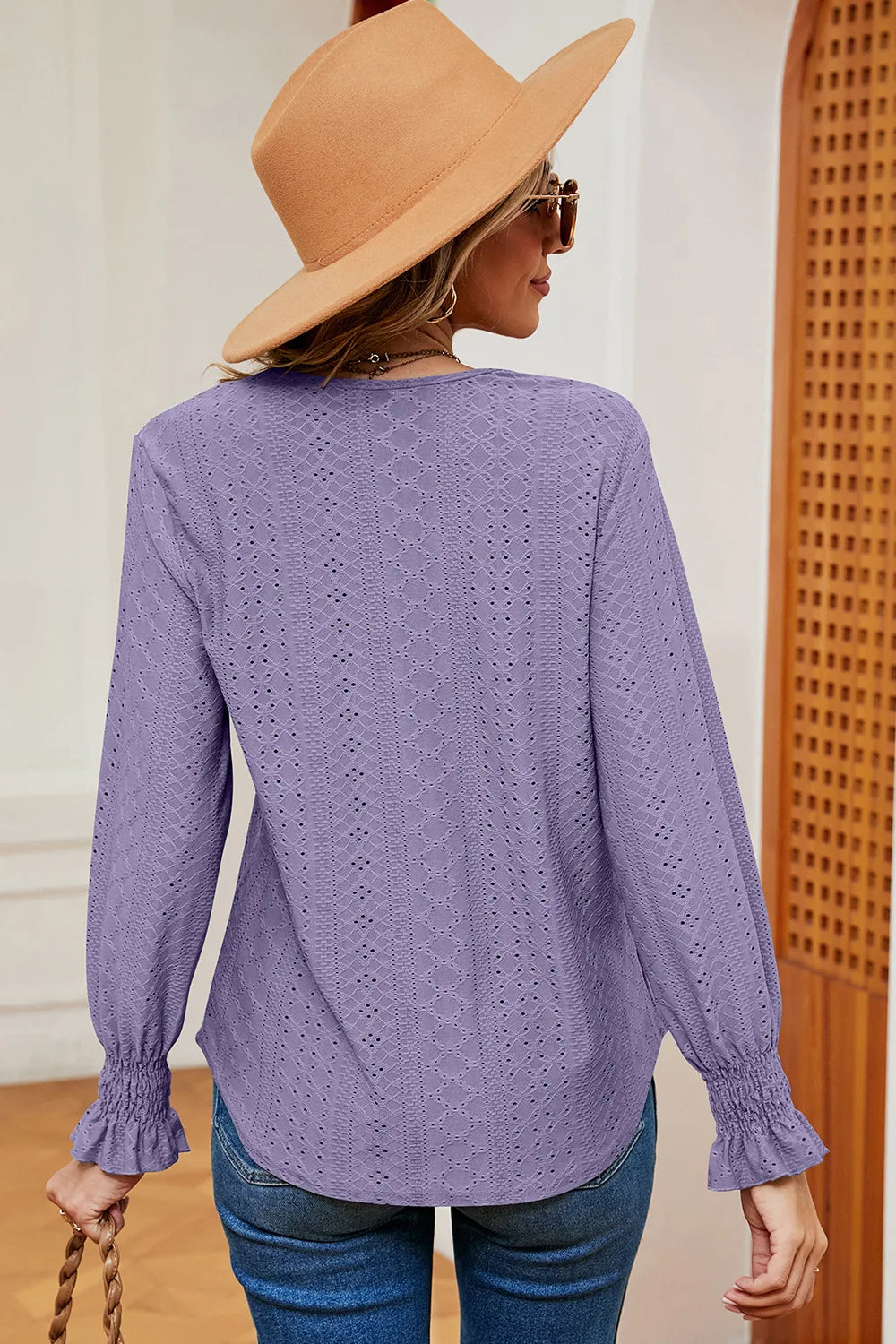 Eyelet V-neck Flounce Sleeve T-shirt (21)