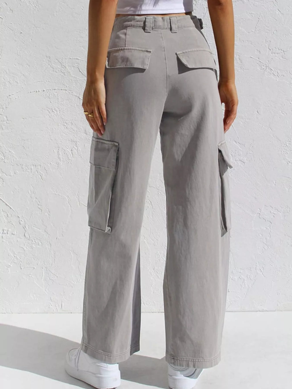 High-waisted Wide Leg Cargo Jeans (22)