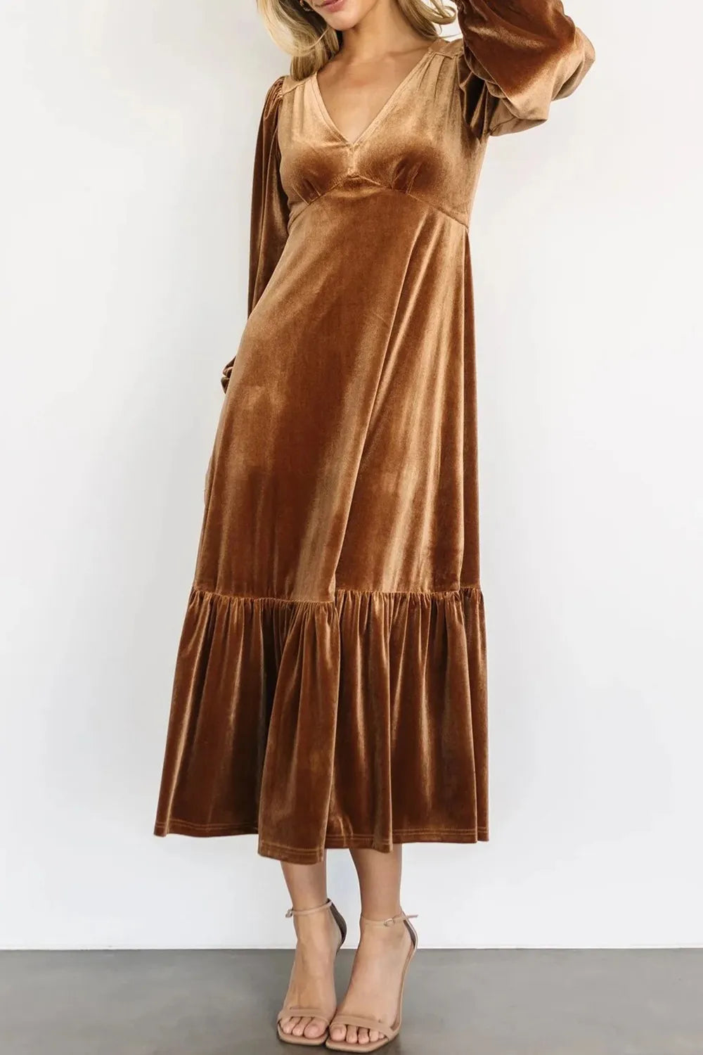 V-neck Long Sleeve Midi Velvet Dress (9)