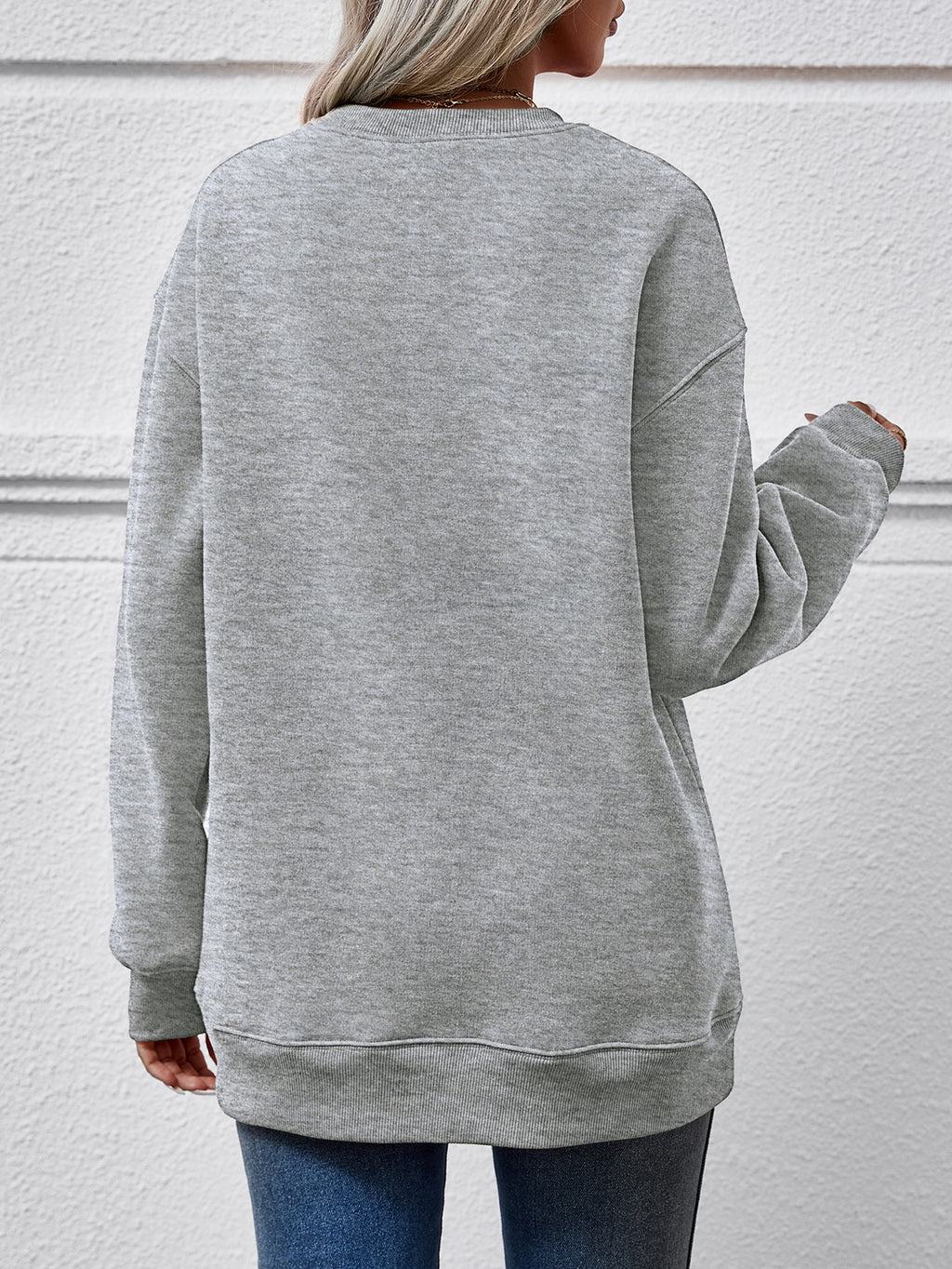 Round Neck Long Sleeve Sweatshirt (24)