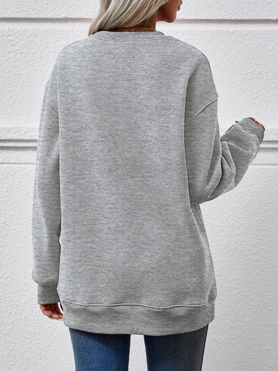 Round Neck Long Sleeve Sweatshirt (24)