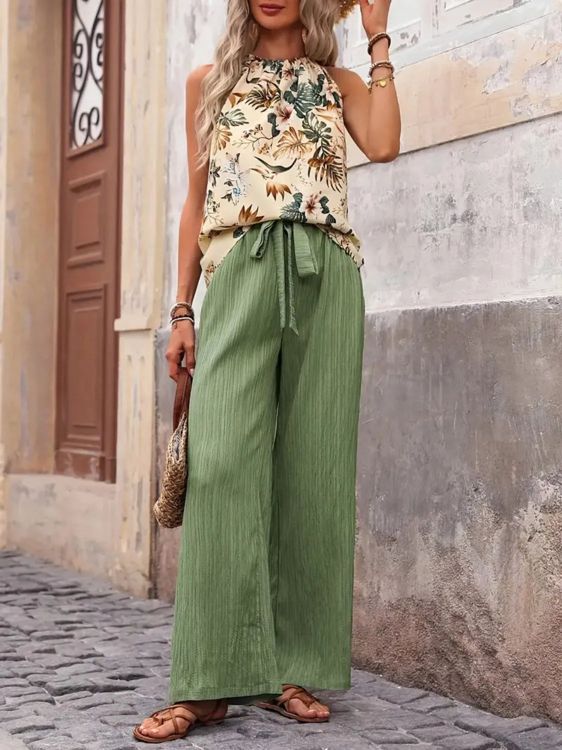 Printed Tank Top Wide Leg Pants Set (32)