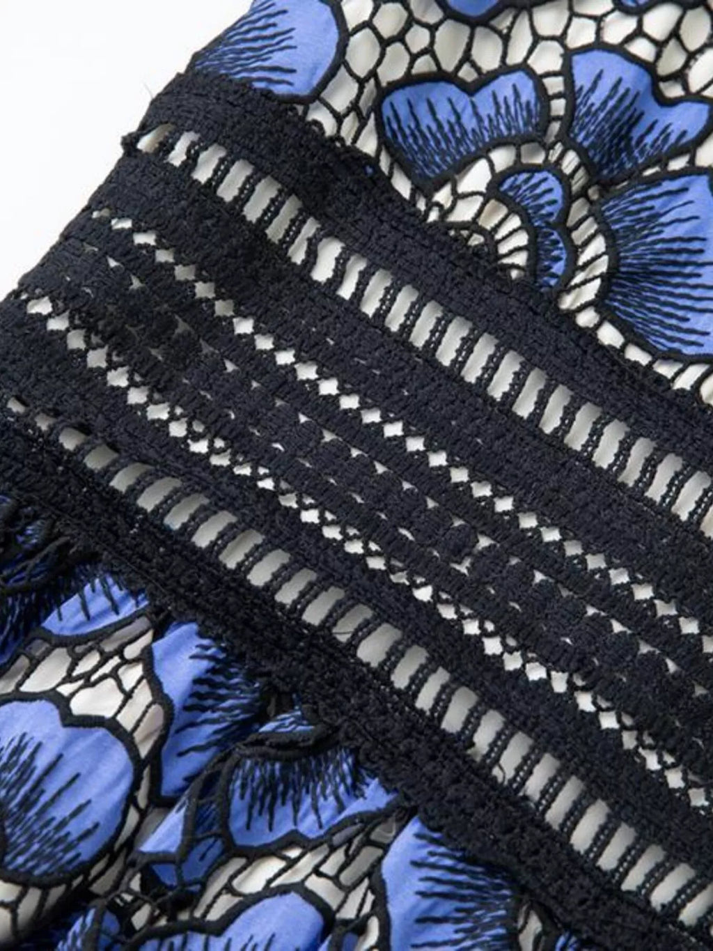 Printed V-neck Ruffle Sleeve Midi Dress (13)