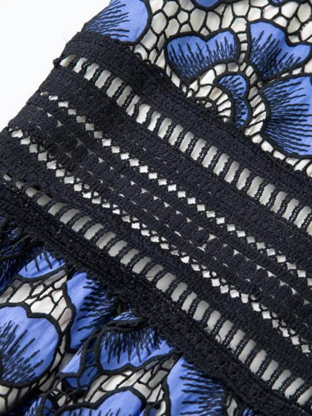 Printed V-neck Ruffle Sleeve Midi Dress (13)
