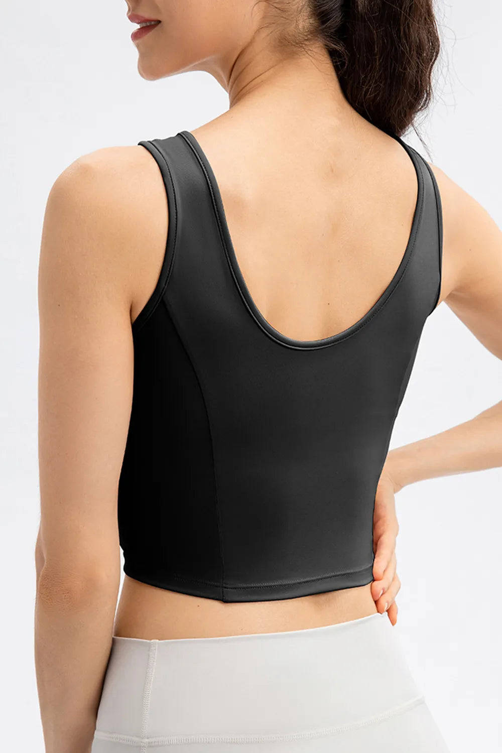 Round Neck Wide Strap Active Tank (2)
