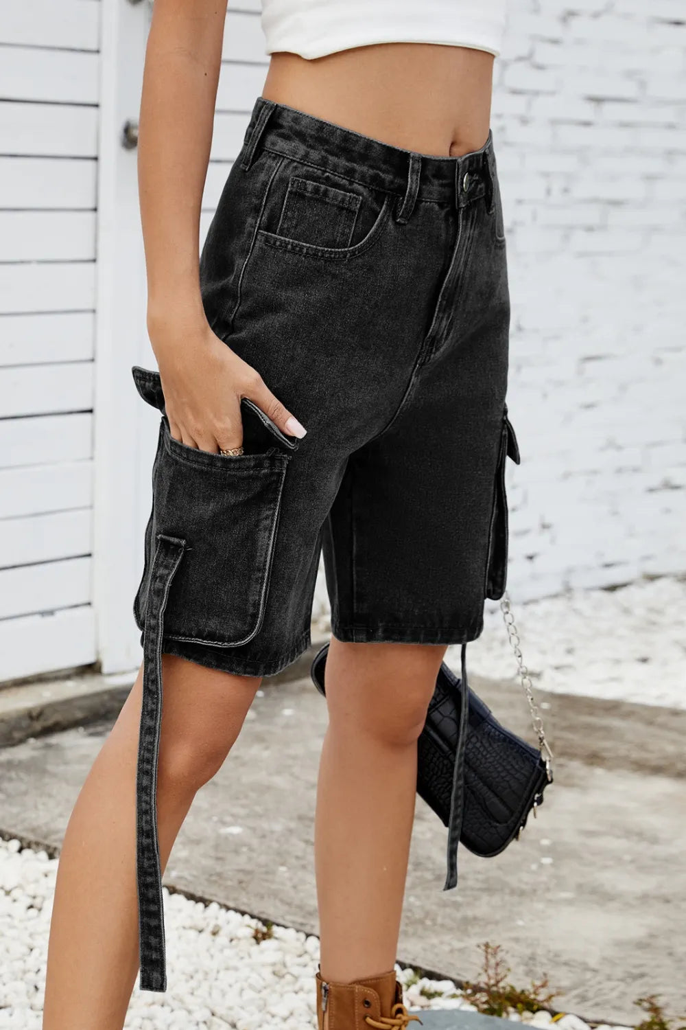 Washed Cargo Denim Shorts (4)