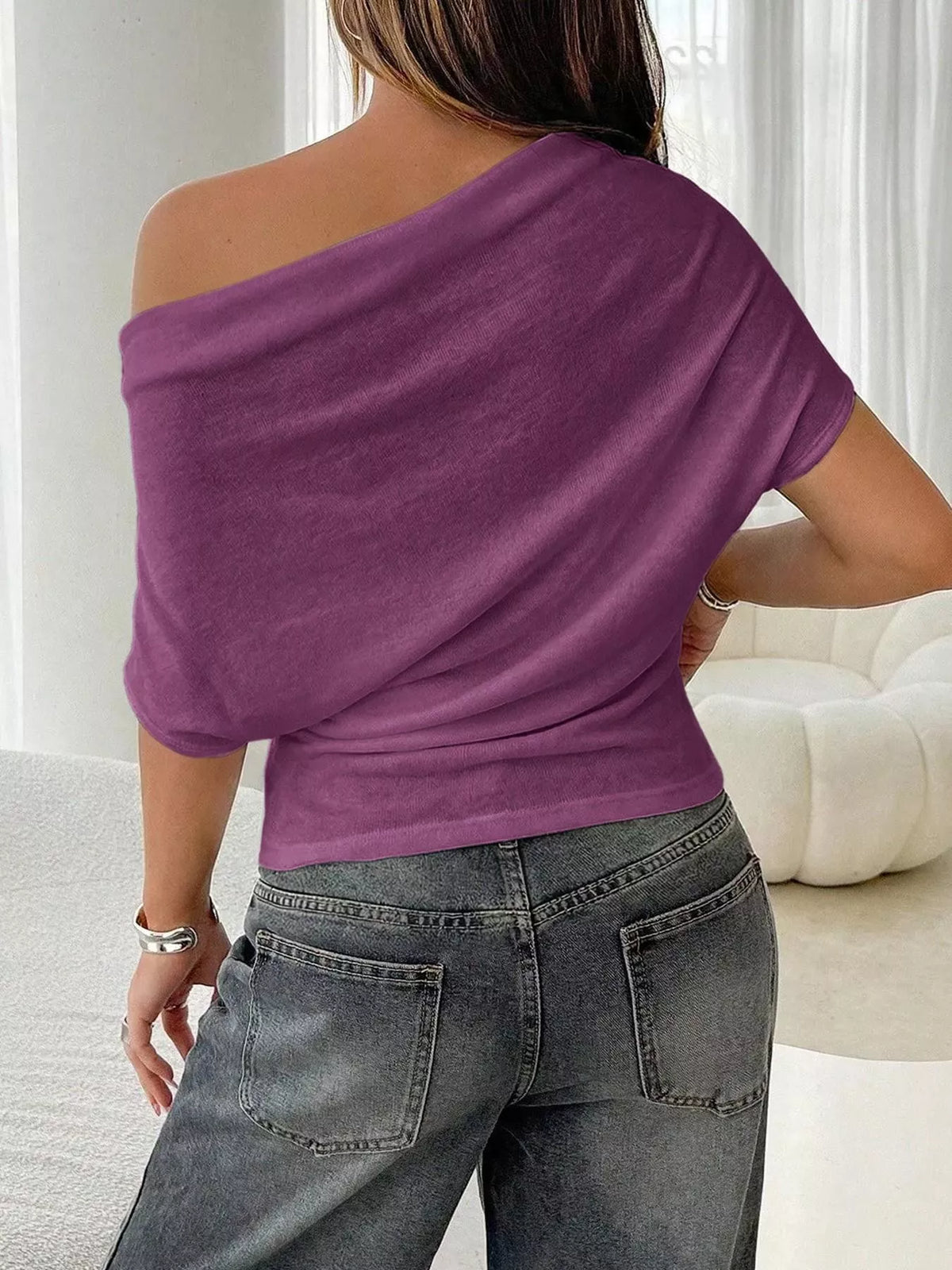 Off-shoulder Ruched Knit T-shirt (22)