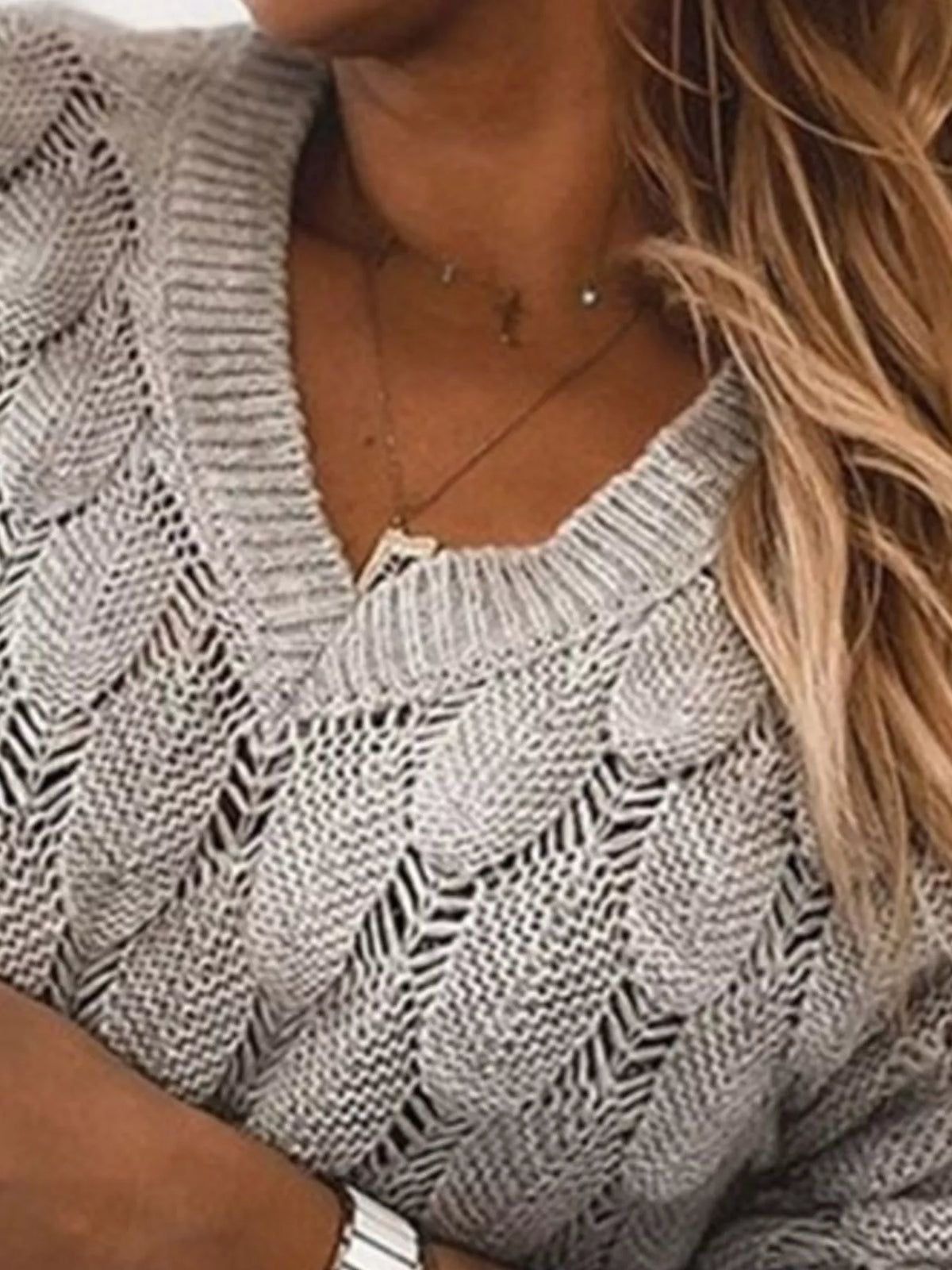V-neck Knitted Sweater (5)