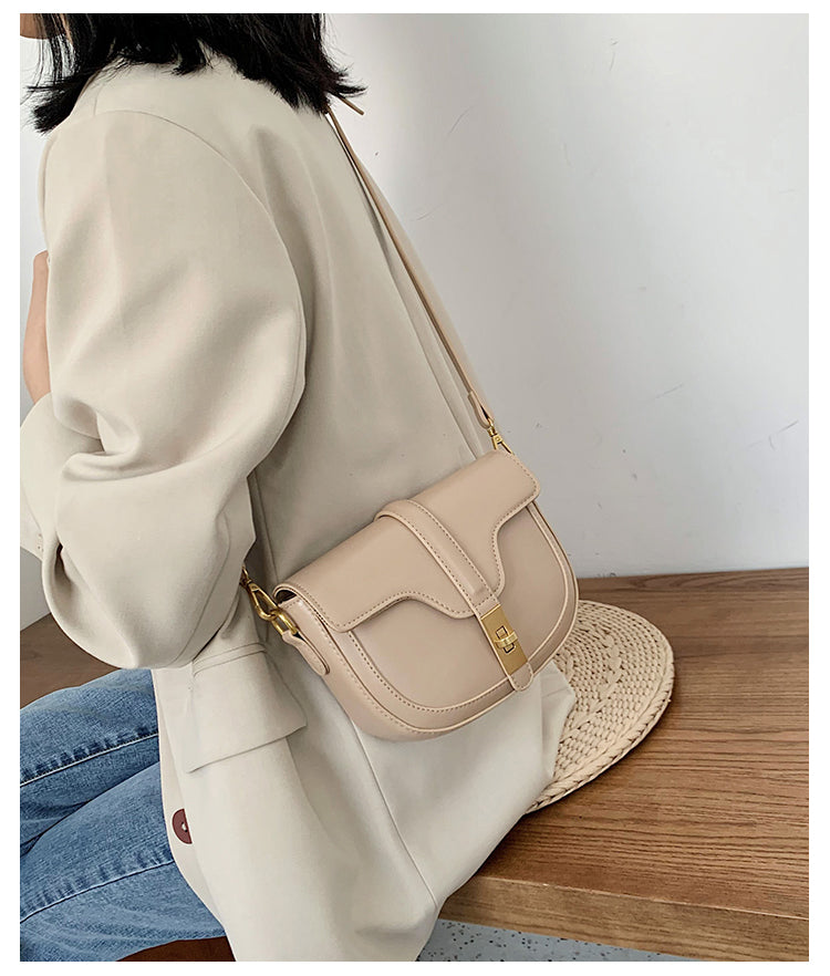 Retro Shoulder Bag photo 12