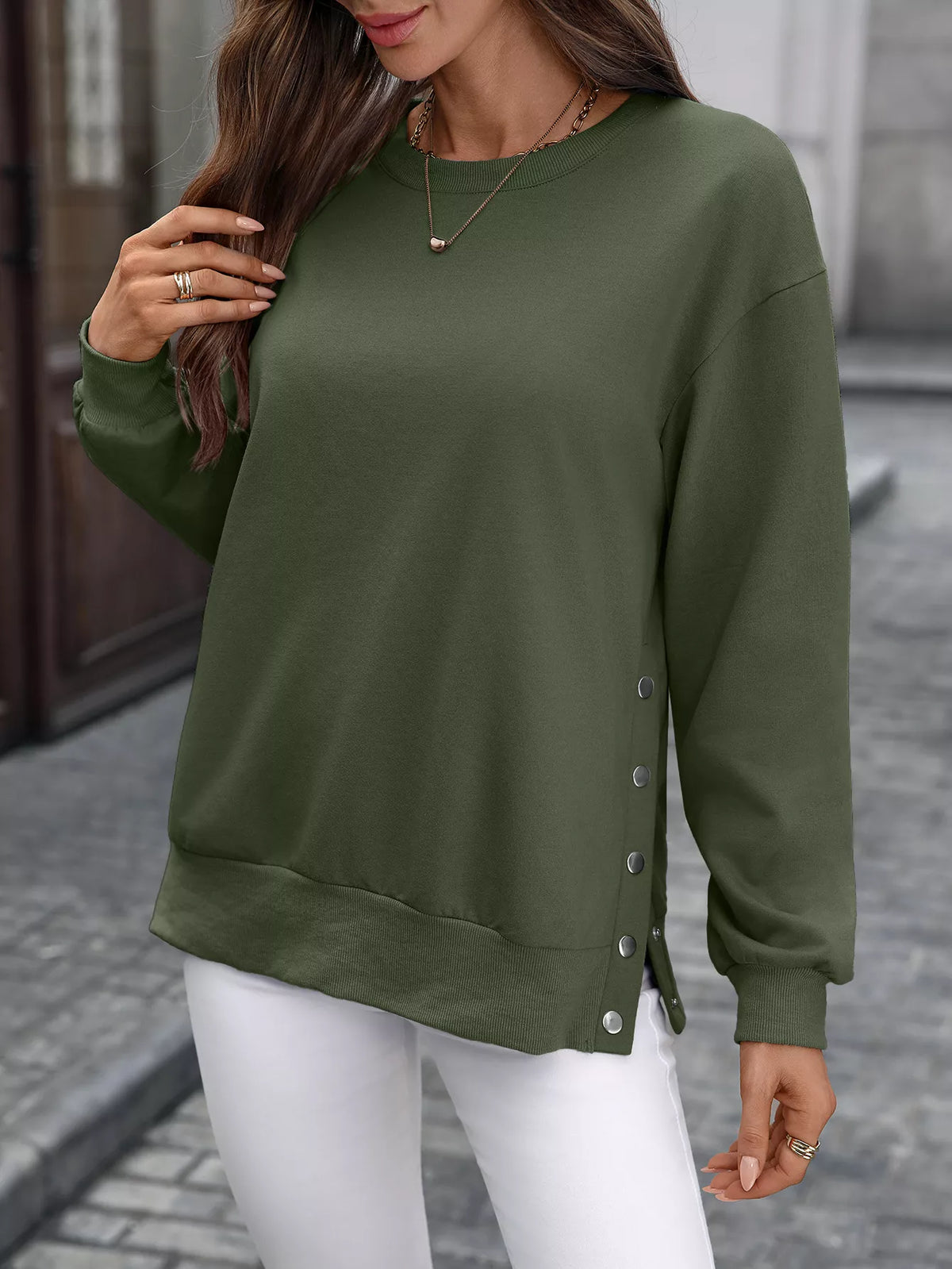 Side Snap Round Neck Sweatshirt (19)