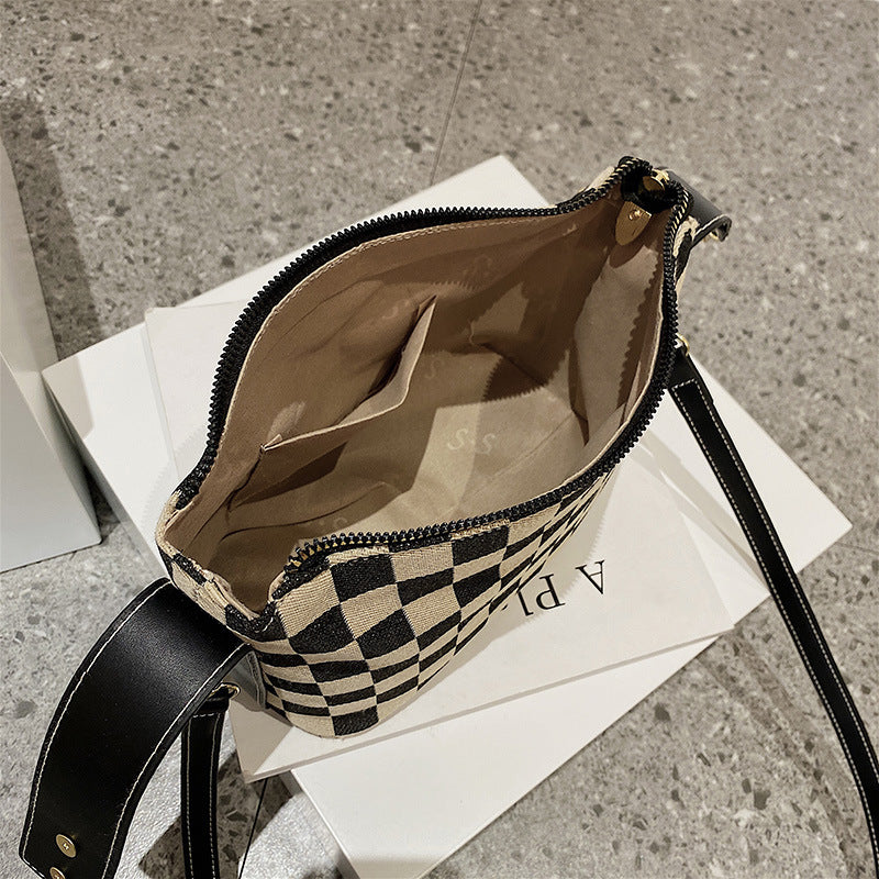 Simple Shoulder Bag Messenger photo 4
