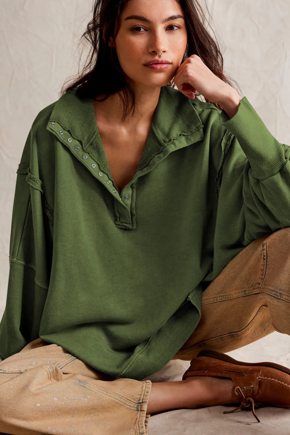 Exposed Seam Side Slit Long Sleeve Sweatshirt (3)