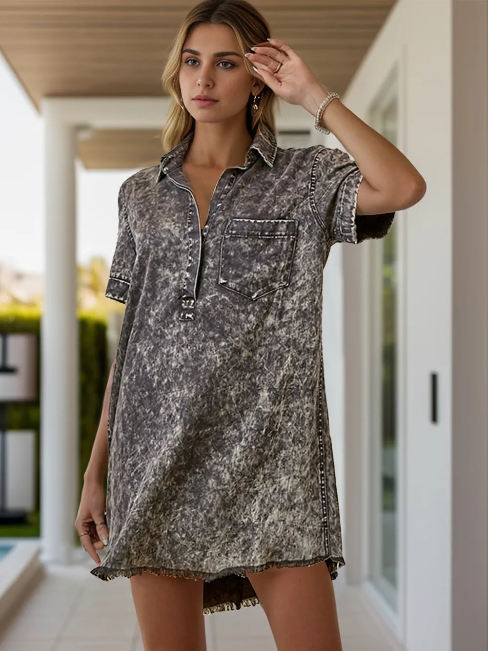 Pocketed Collared Neck Short Sleeve Denim Dress (2)