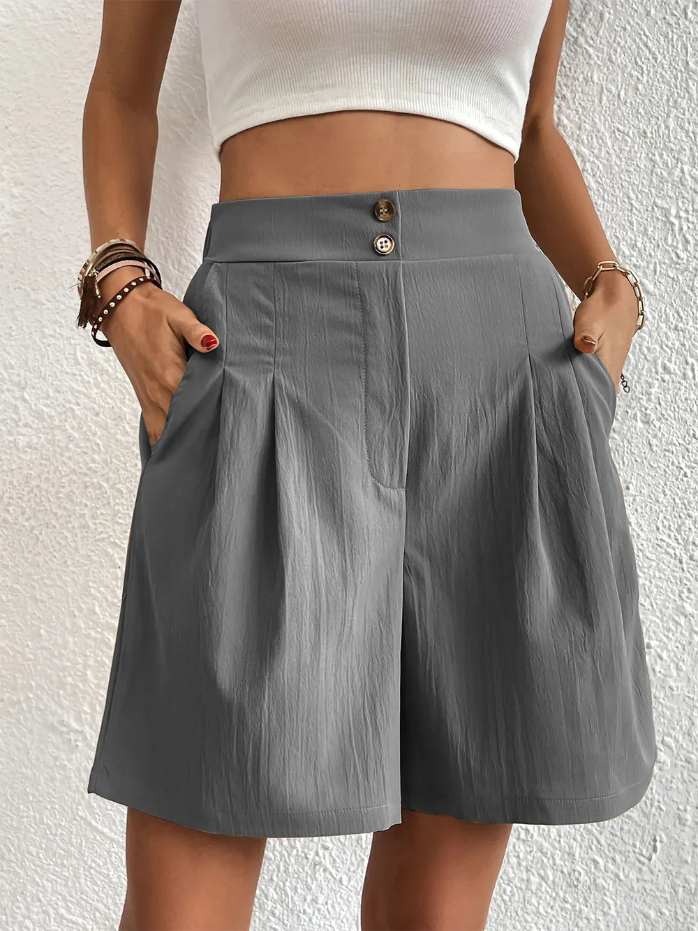 Pocketed Half Elastic Waist Shorts (27)