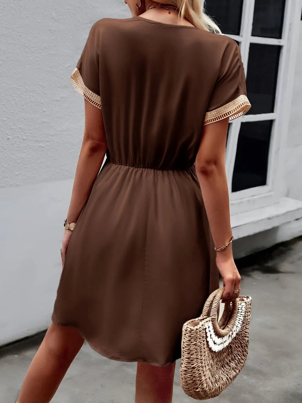 Contrast Trim V-neck Short Sleeve Mini Dress (15)