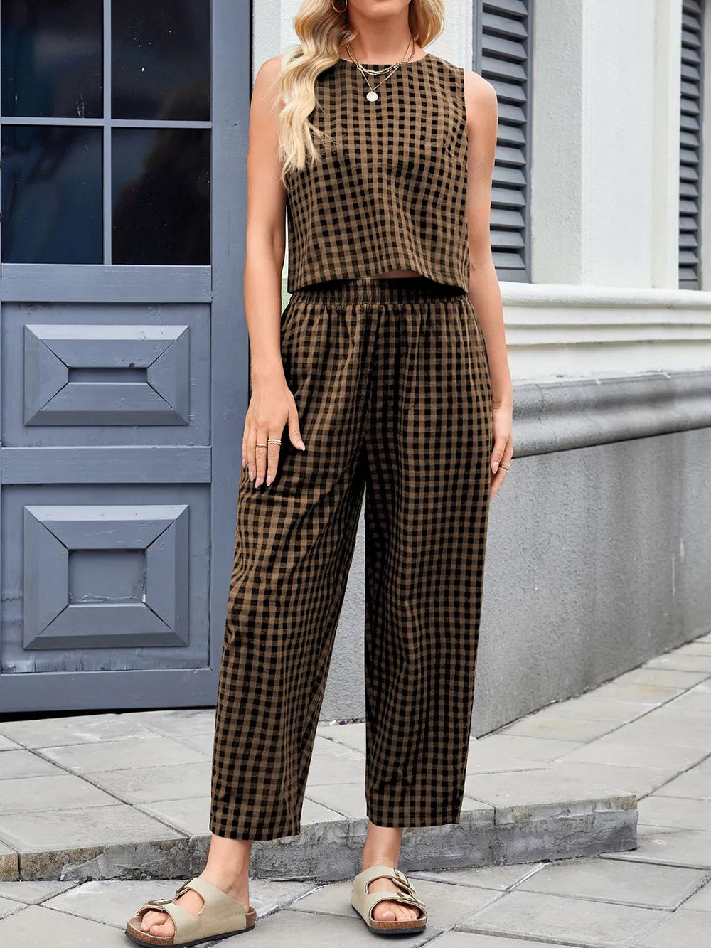 Plaid Round Neck Sleeveless Top Pants Set (8)