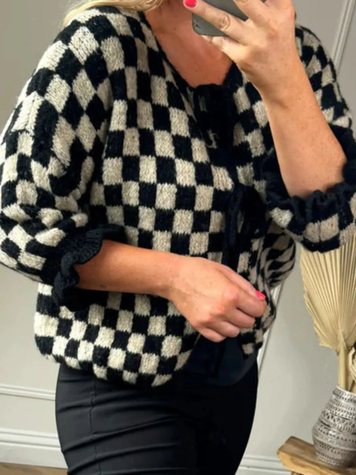 Checkered Tie-front Knit Cardigan (10)