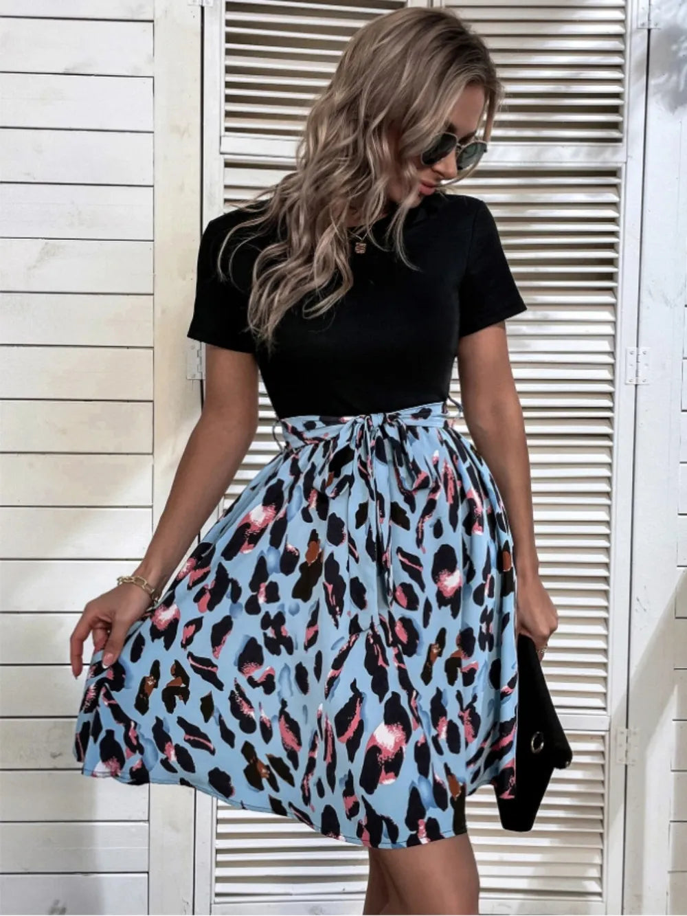 Tied Front Contrast Leopard Short Sleeve Mini Dress (4)