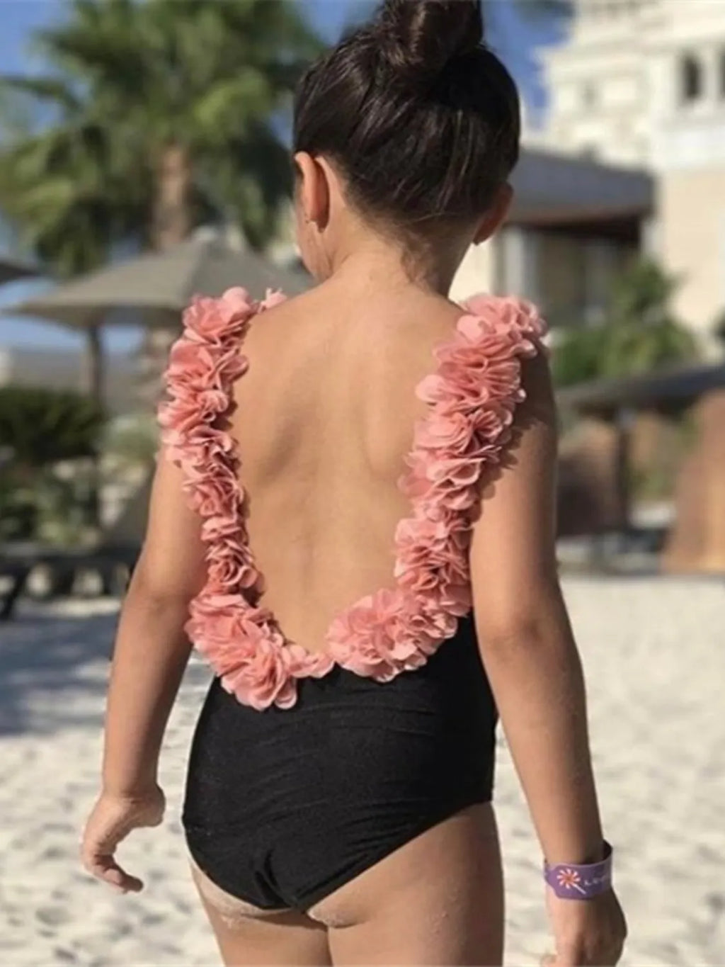 Backless Petal Strap Parent-child Swimsuit (2)