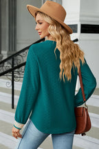 V-neck Long Sleeve T-shirt (21)