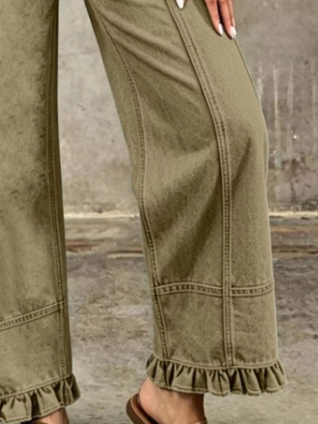 Full Size High-waisted Wide-leg Ruffle Hem Jeans Plus (6)