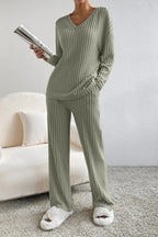 Ribbed V-neck Top Pants Set (9)