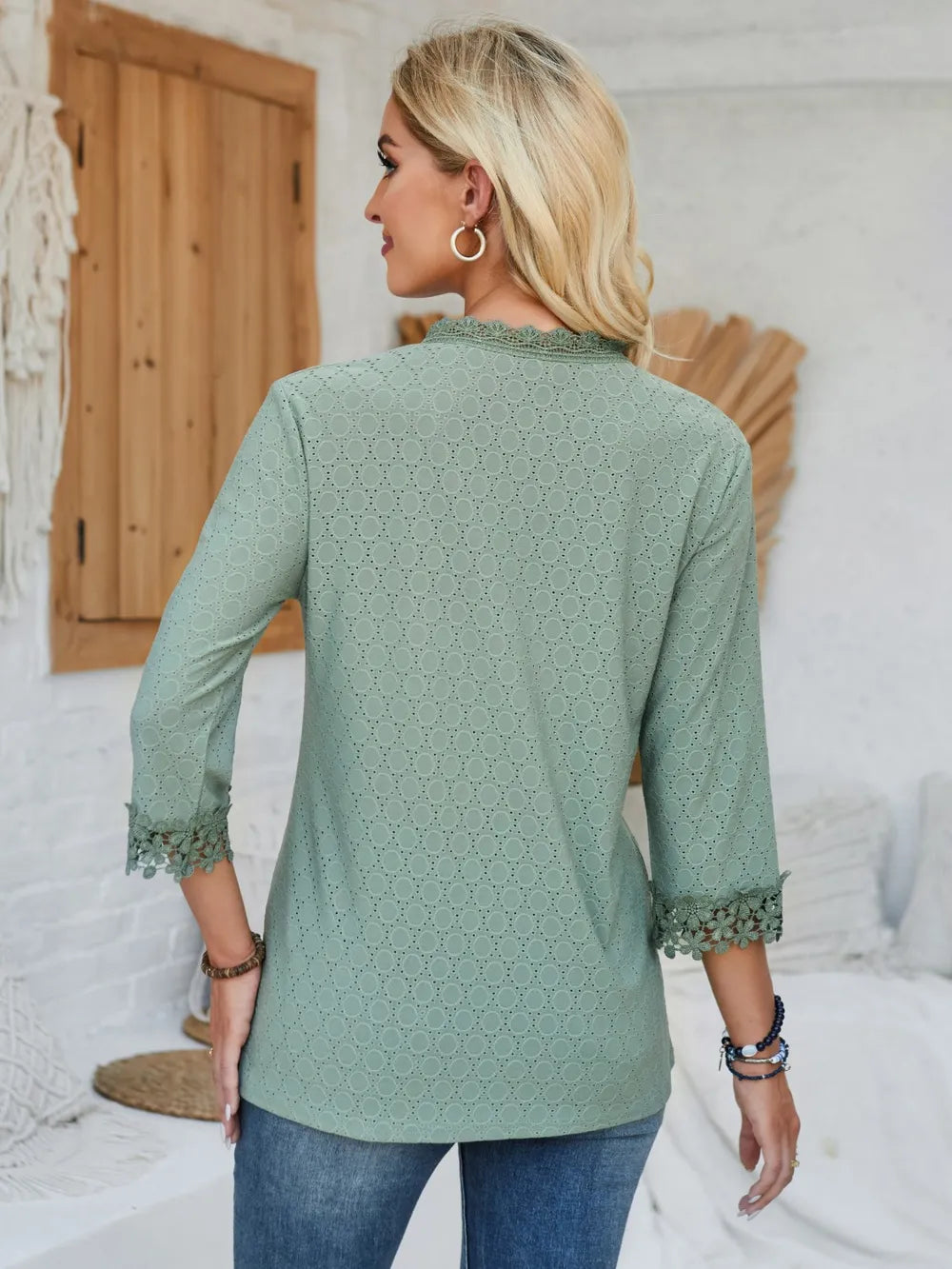 Lace Detail V-neck Three-quarter Sleeve Blouse (8)
