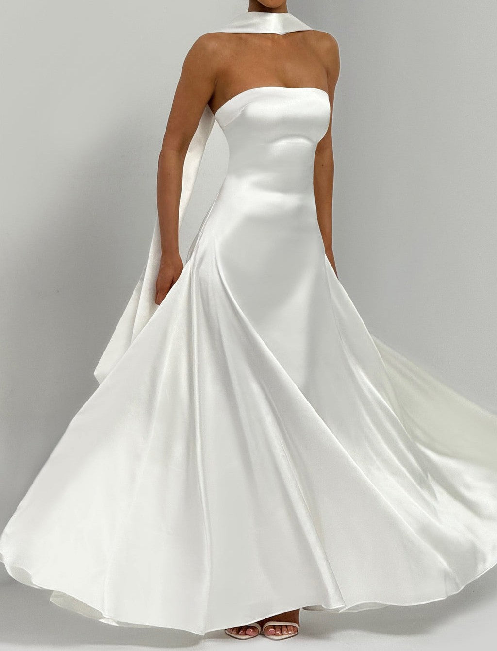 Morven Maxi Dress photo 2