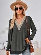 Crochet Contrast V-neck Long Sleeve Slit T-shirt (26)