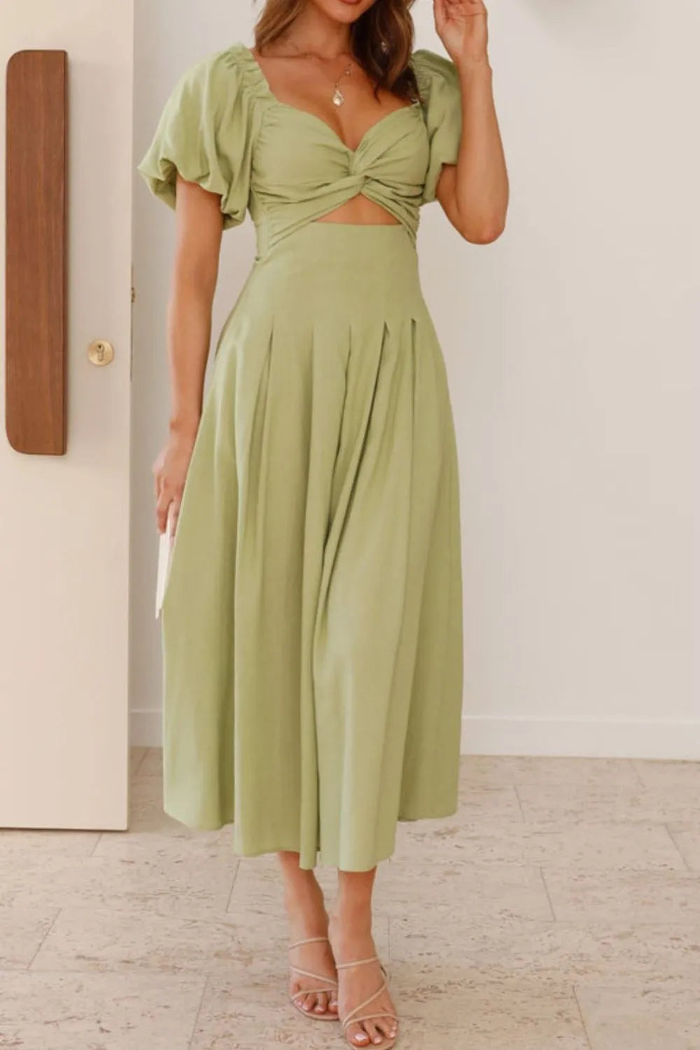 Sweetheart Neck Puff Sleeve Dress (8)