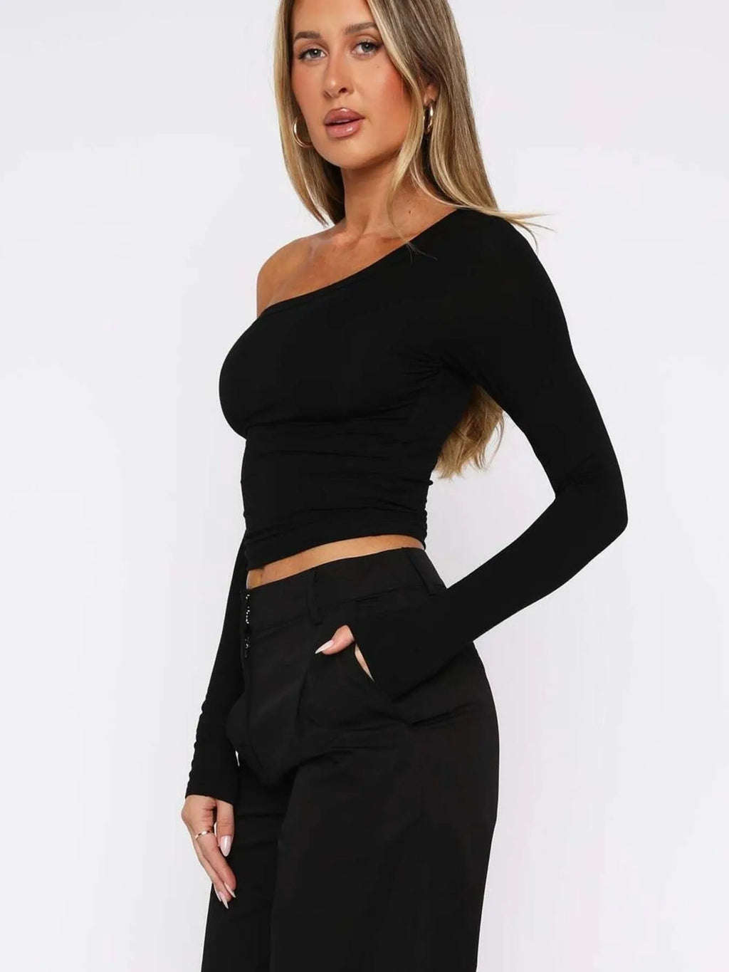 One Shoulder Long Sleeve Crop T-shirt (4)