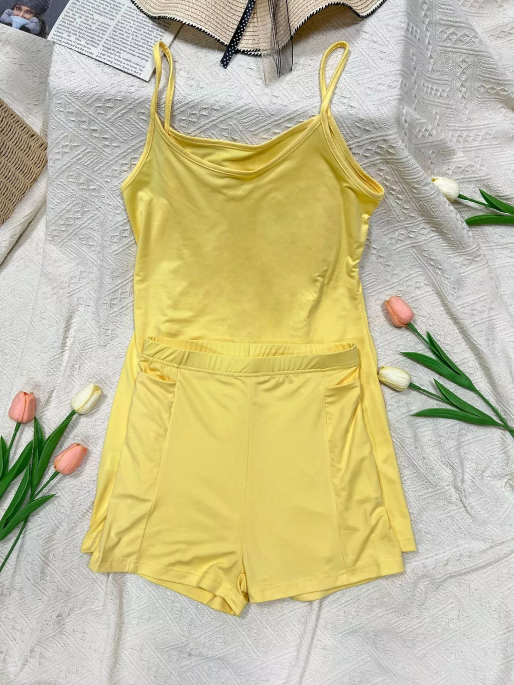 Scoop Neck Cami Shorts Active Set (7)