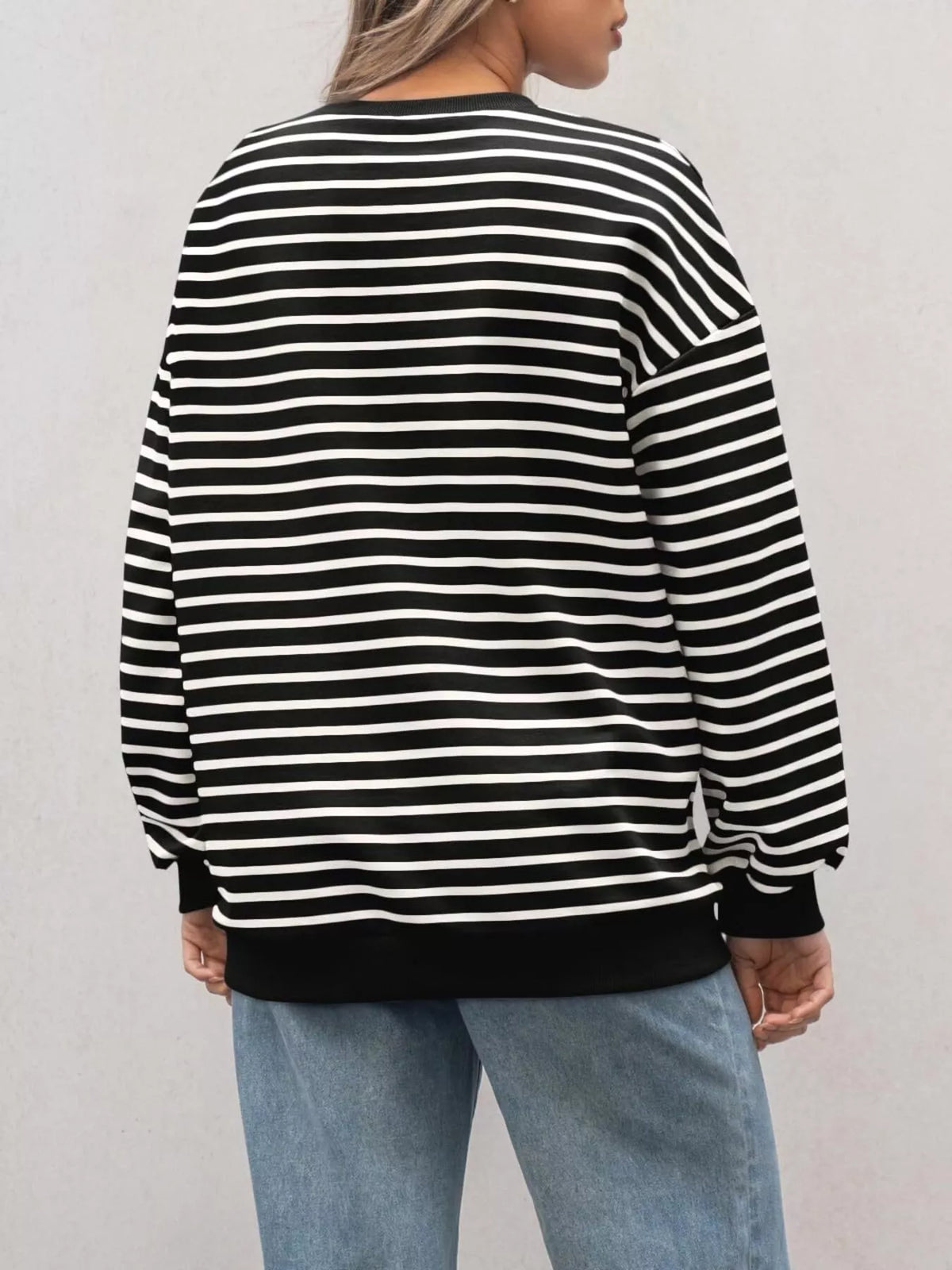 Striped Round Neck Oversized Casual Sweatshirt (8)