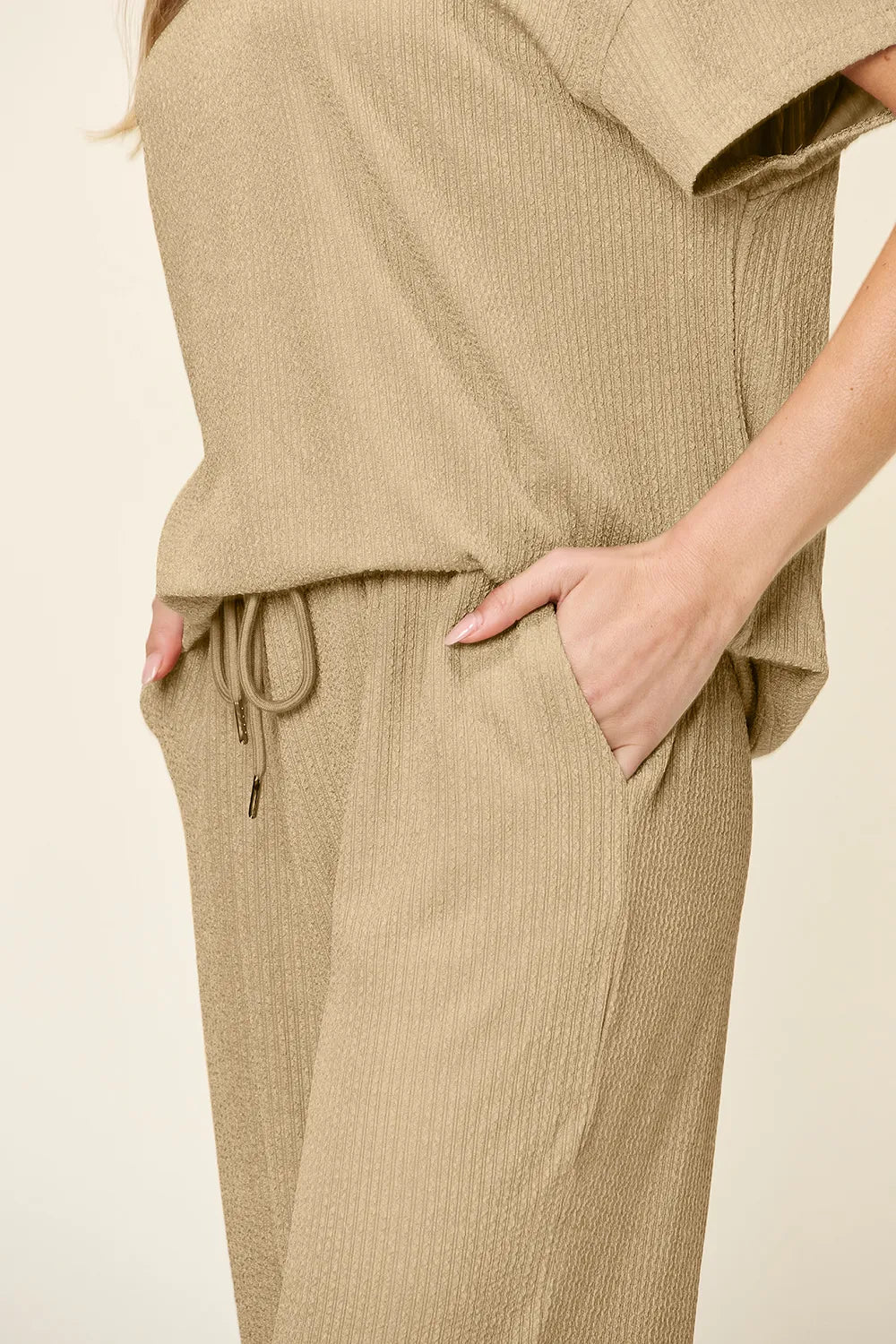 Round Neck Short Sleeve Wide Leg Pants (33)