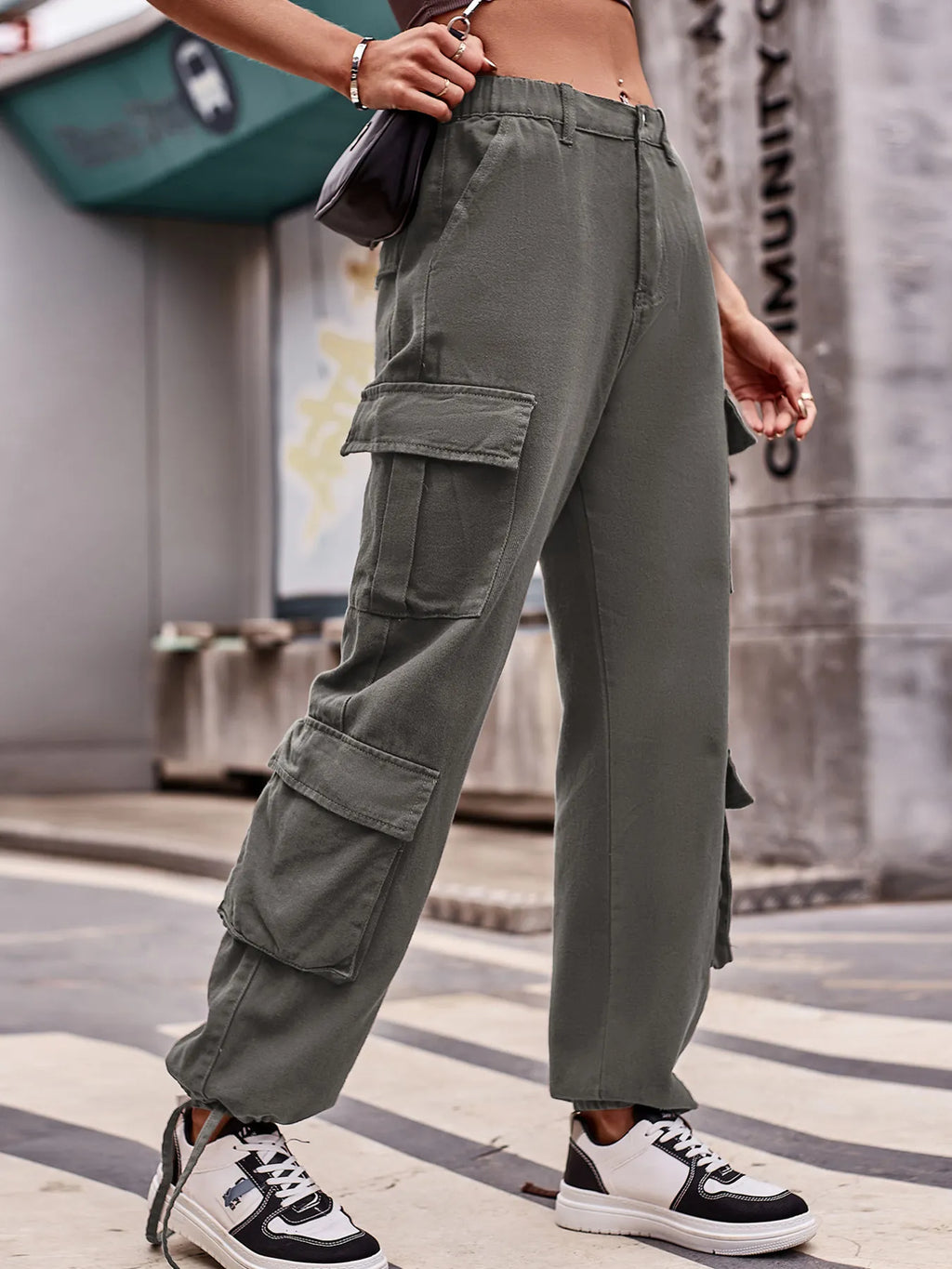 Casual Wide Leg Cargo Jeans (21)
