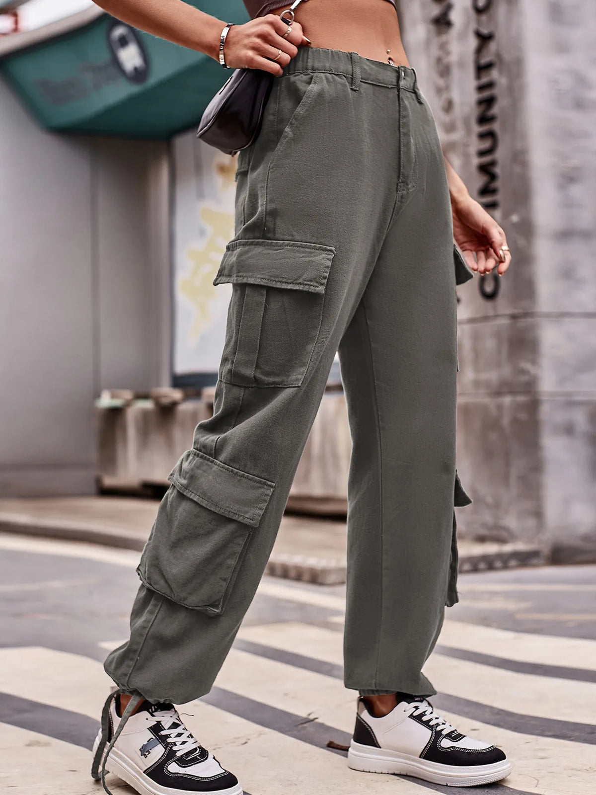 Casual Wide Leg Cargo Jeans (21)