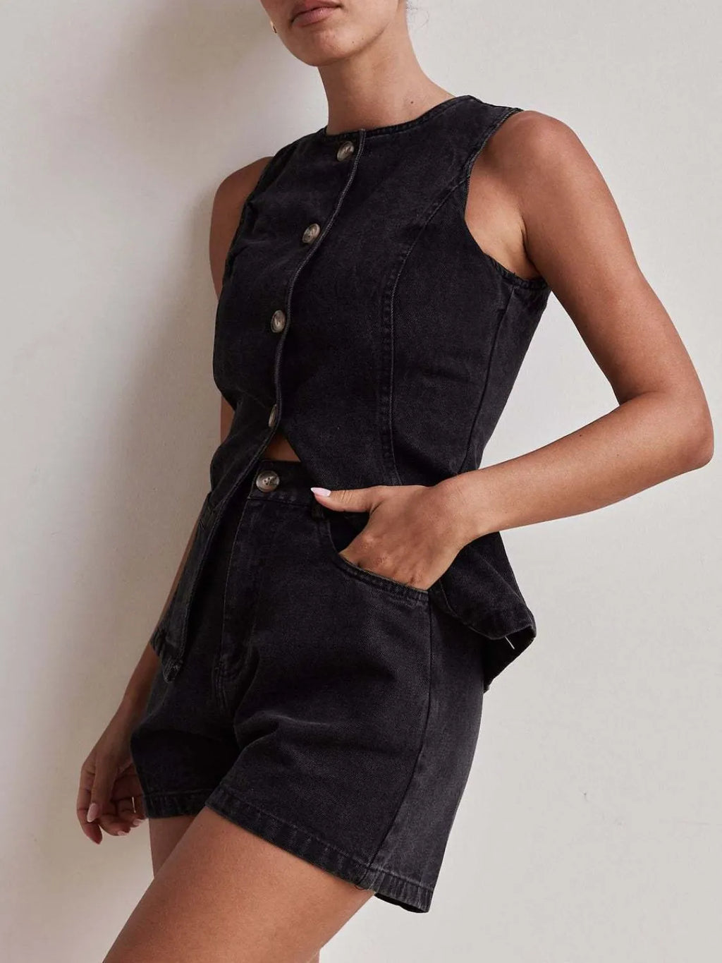 Button Down Vest Shorts Denim Set (17)