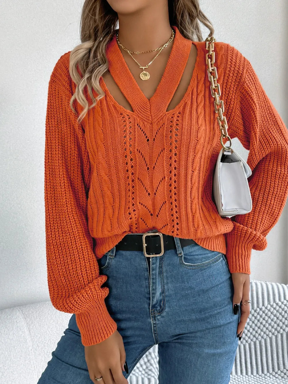 Cutout V-neck Long Sleeve Sweater (7)