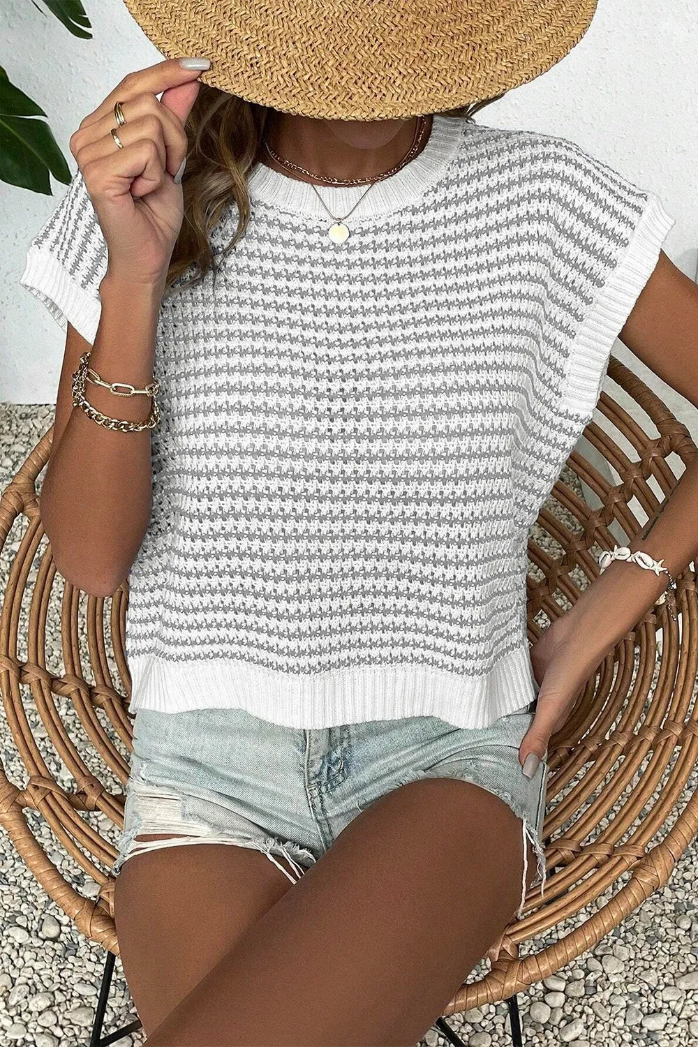 Striped Round Neck Sweater Vest (28)