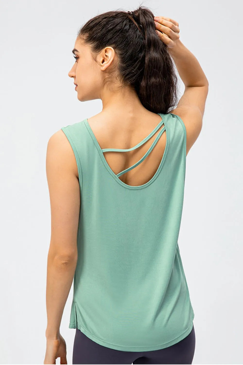 Cutout Reversible Active Tank (2)