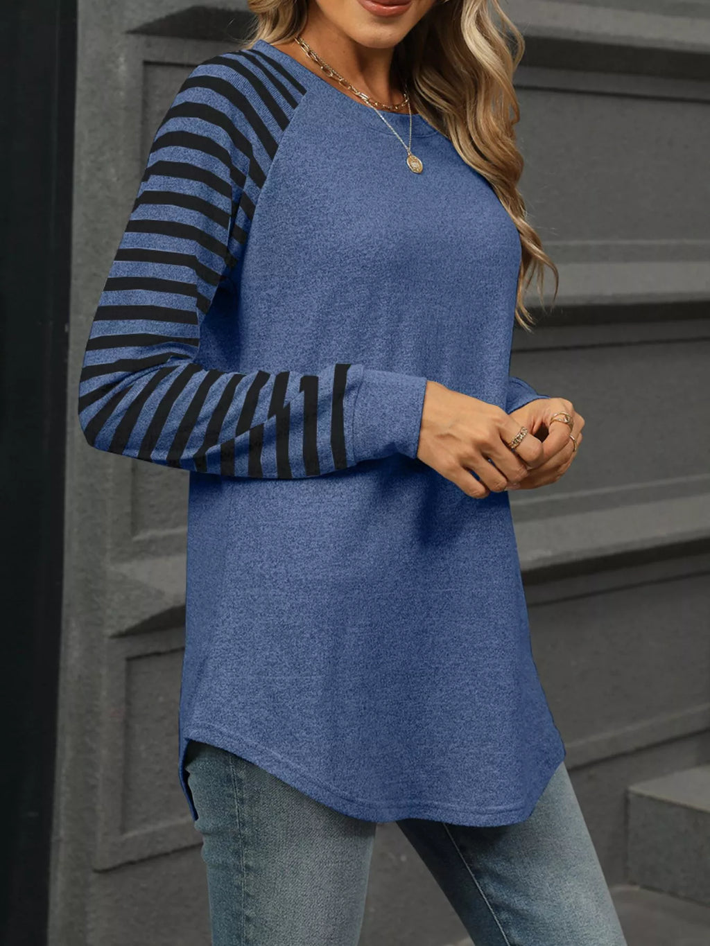 Striped Round Neck Raglan Sleeve T-shirt (23)