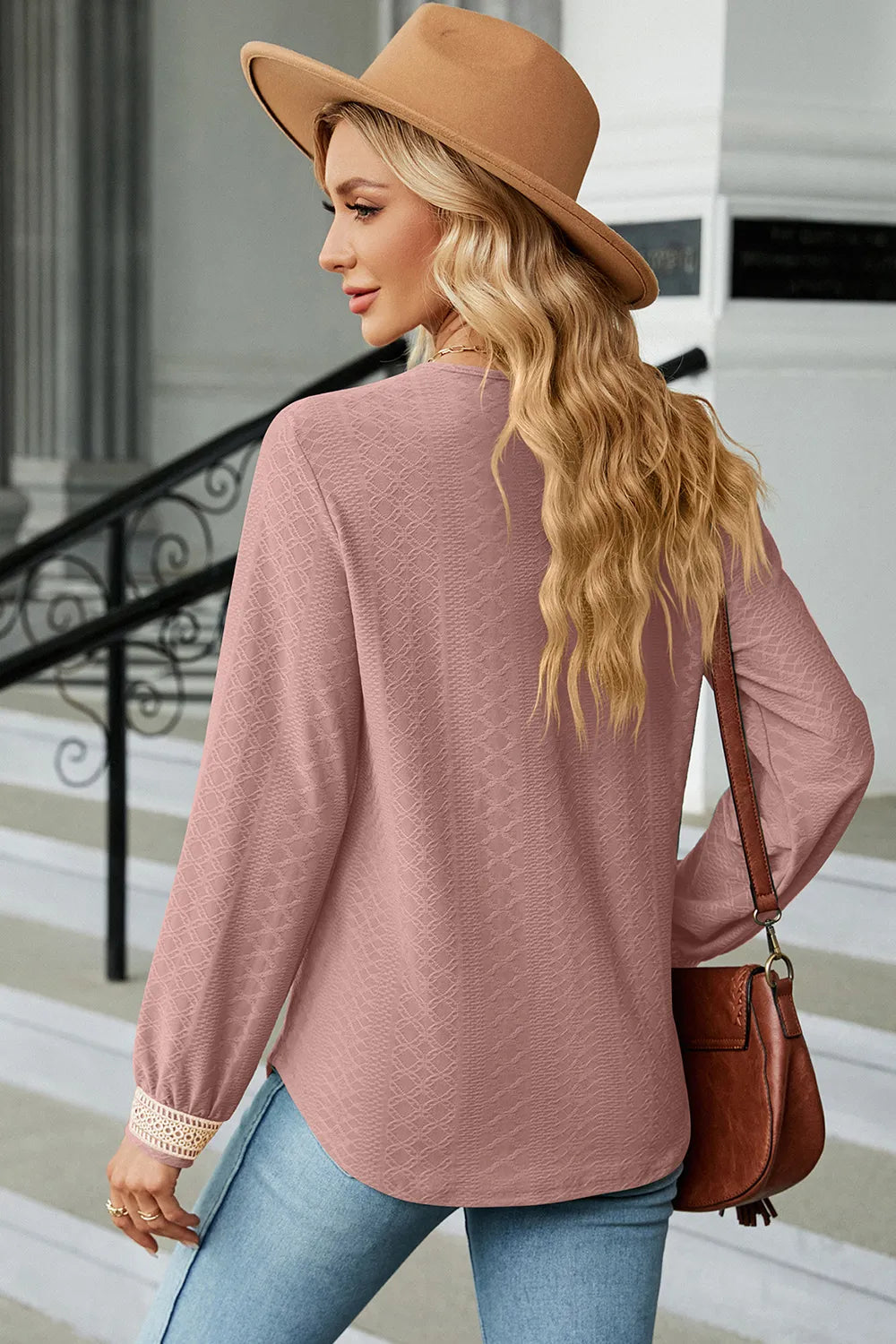 V-neck Long Sleeve T-shirt (12)
