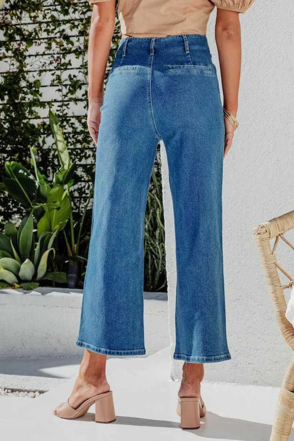 Button Fly Cropped Wide Leg Jeans (7)