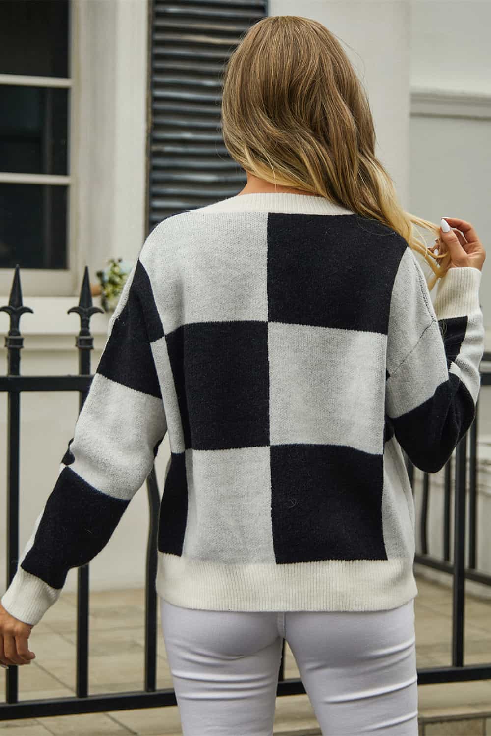 Plaid V-neck Dropped Shoulder Cardigan (6)