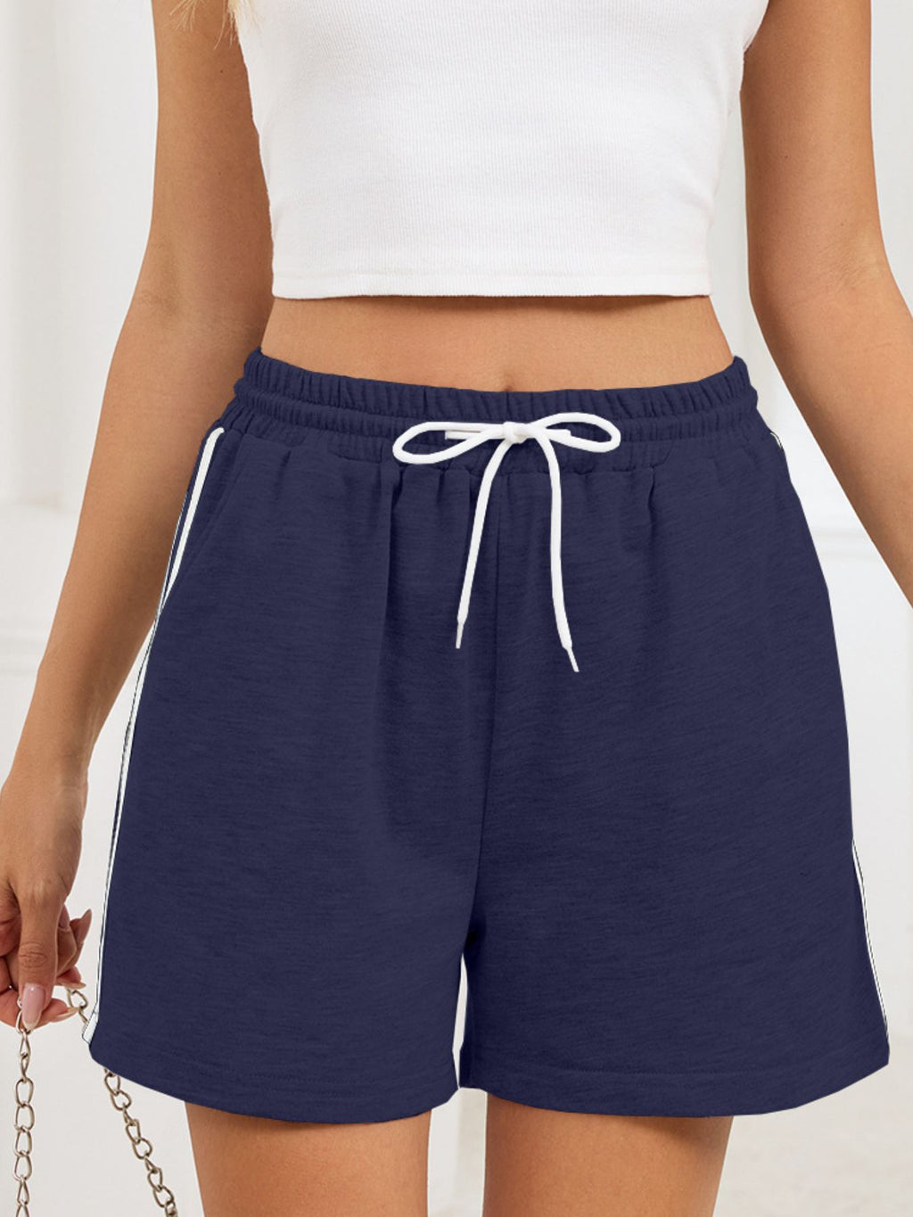 Striped Trim Drawstring Shorts (24)