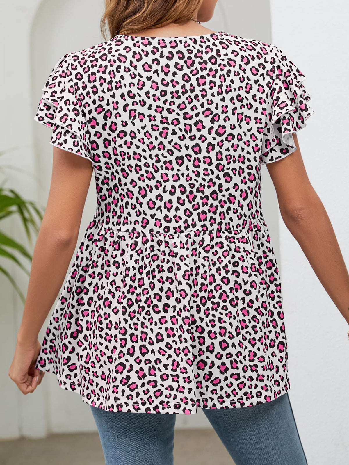 Leopard Round Neck Flutter Sleeve Babydoll Blouse (2)