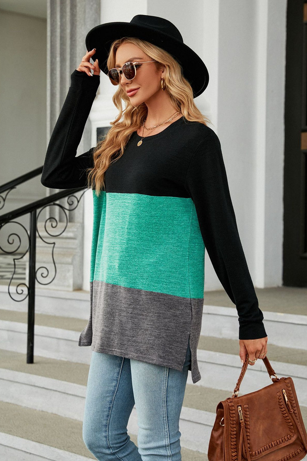 Block Round Neck Long Sleeve Slit T-shirt (3)