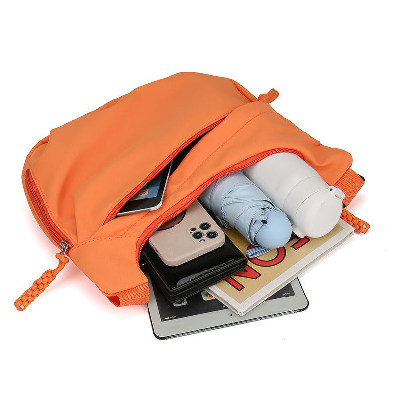 Large-capacity New-style Nylon Shoulder Bag photo 5