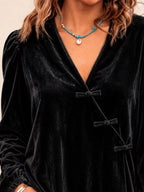 Chinese-style Knot Buttons Velvet Blouse (8)