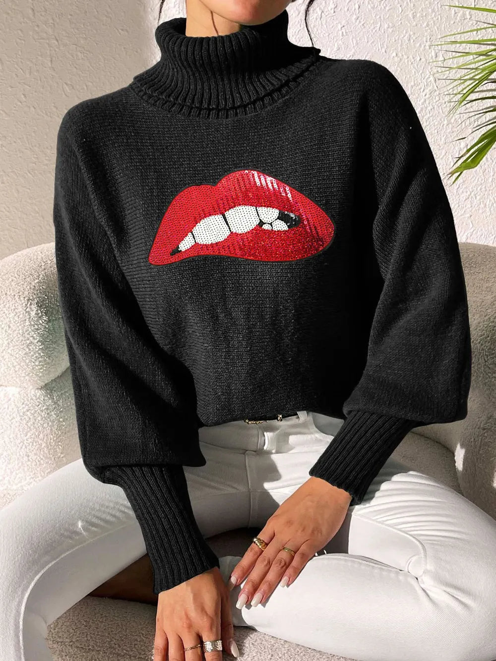 Lip Turtleneck Long Sleeve Sweater (13)